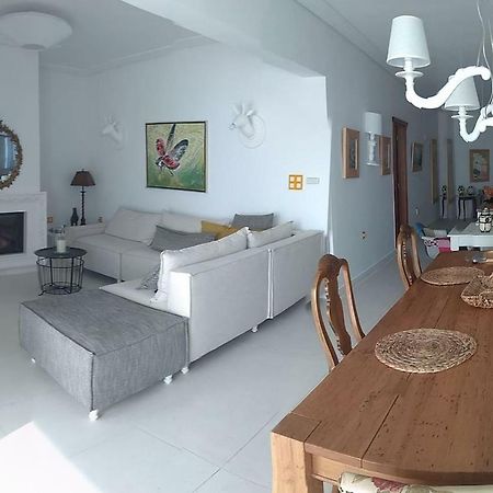 Loutraki Μοναδικής Θέσης Διαμέρισμα Στη Θάλασσα Exterior foto
